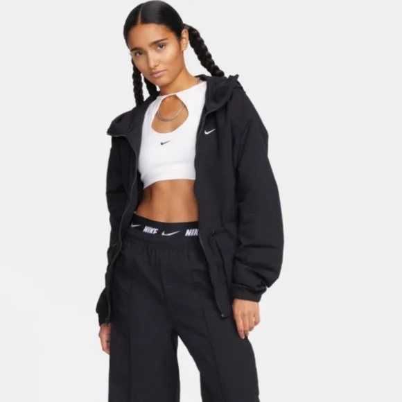 NIKE Sportswear Jacket Essentials Anorak Gathered Black NEW - Picture 2 of 10